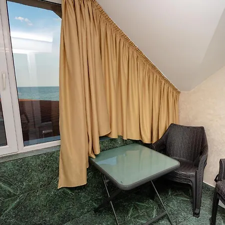 Plaja Azur Эфорие Норд