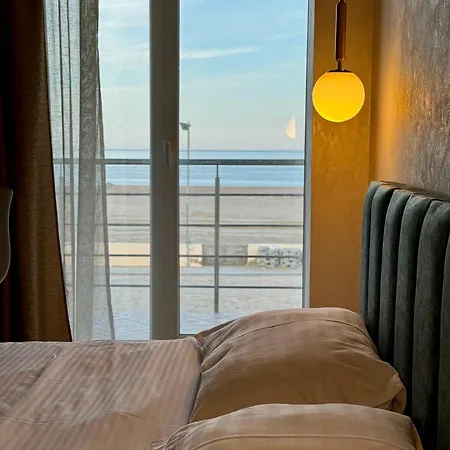 Plaja Azur Гостевой дом Эфорие Норд