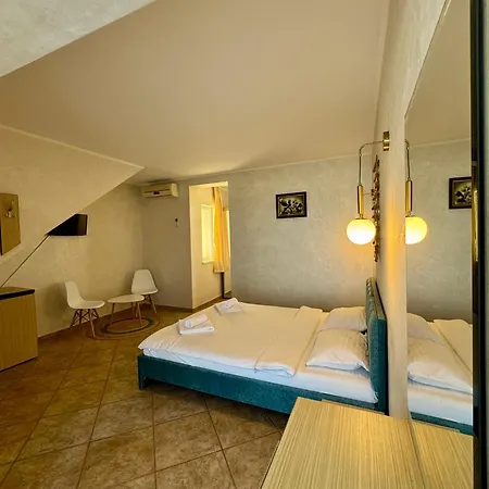 Plaja Azur Гостевой дом