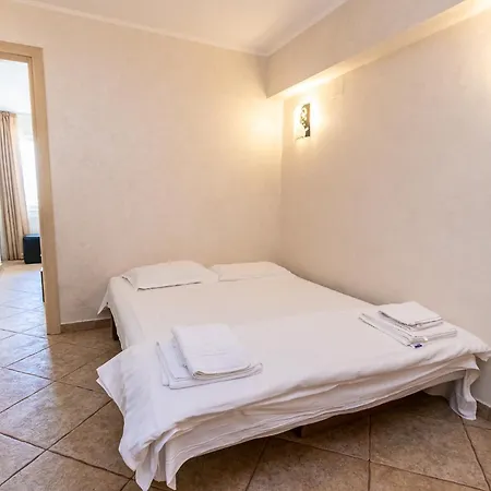 Guest house Plaja Azur
