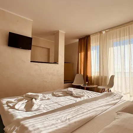 Pensjonat Plaja Azur 3*