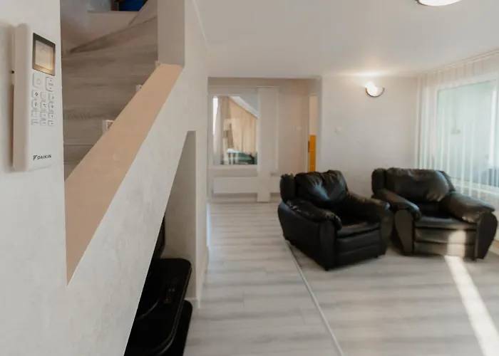 Guest house Plaja Azur 3*