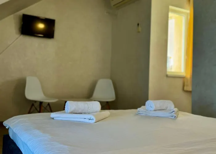Plaja Azur Guest house